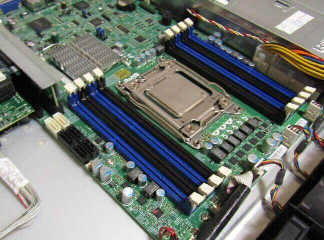 A CPU being replaced on a serverby a Data Center Remote Hands technician.